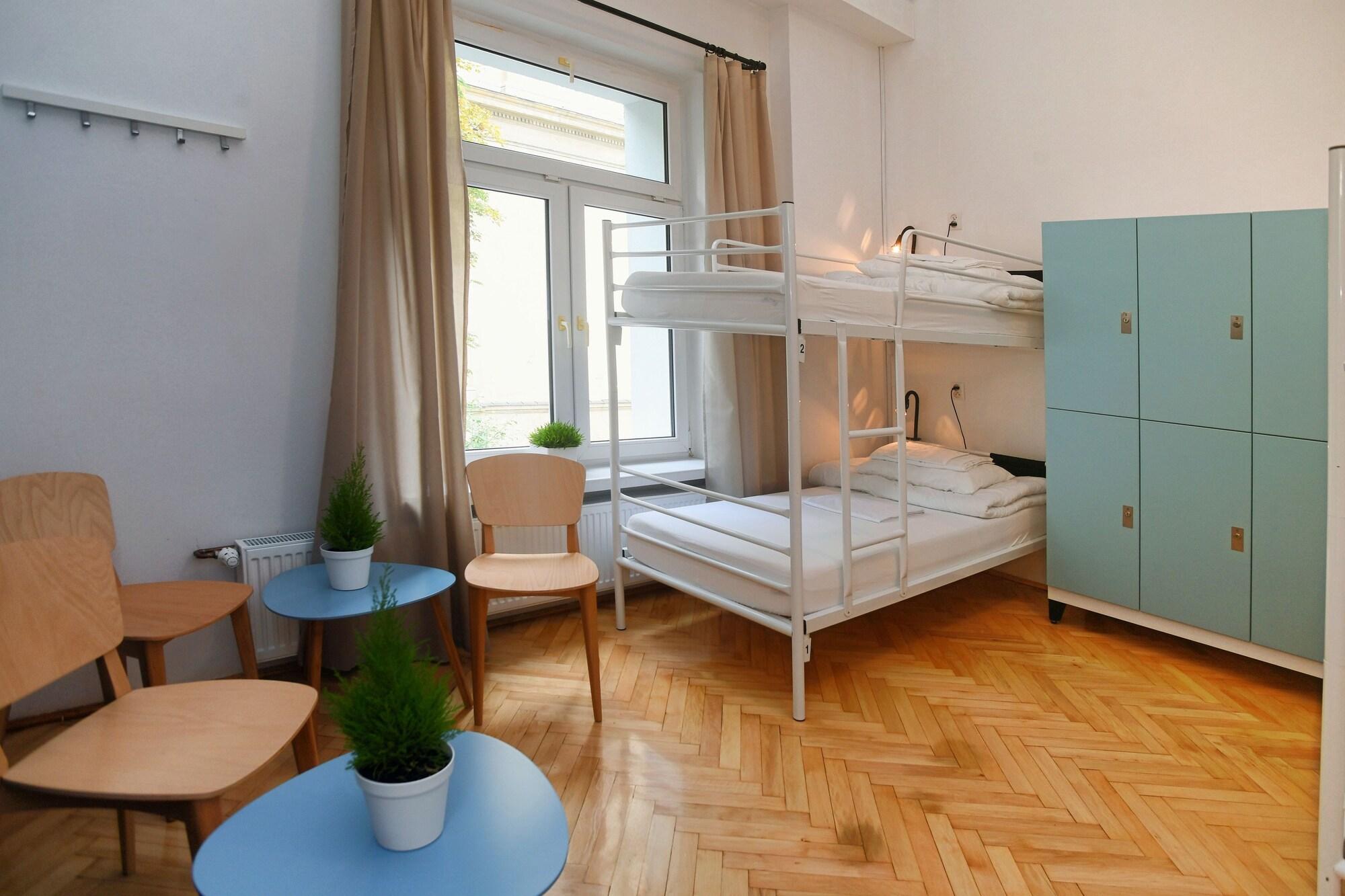 Warsaw Hostel Centrum Private Rooms & Dorms ภายนอก รูปภาพ